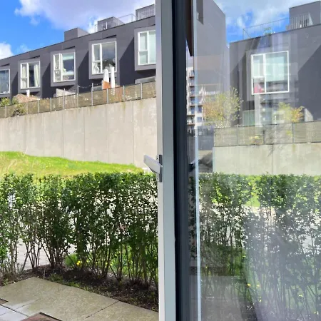 Appartement Newly Built 3 Bedroom At Else Alfelts Vej On The Ground Floor Located In Copenhagens Popular Area Restad On Amager, *