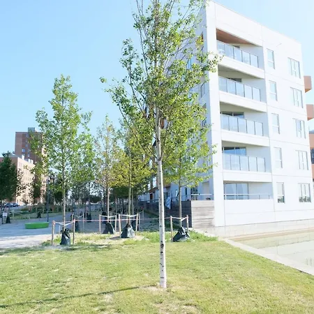 Appartement Newly Built 3 Bedroom At Else Alfelts Vej On The Ground Floor Located In Copenhagens Popular Area Restad On Amager, *